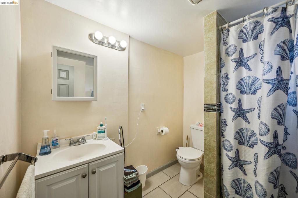 Image 29 of property listing at 1820 International Blvd, Oakland, CA 94606