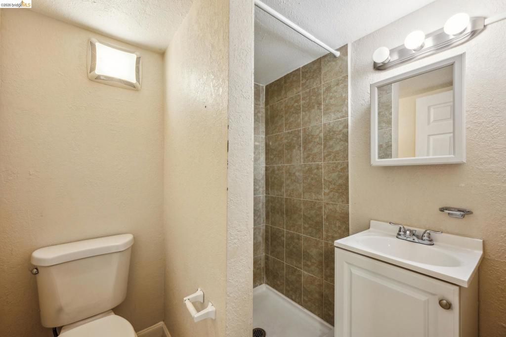 Image 30 of property listing at 1820 International Blvd, Oakland, CA 94606