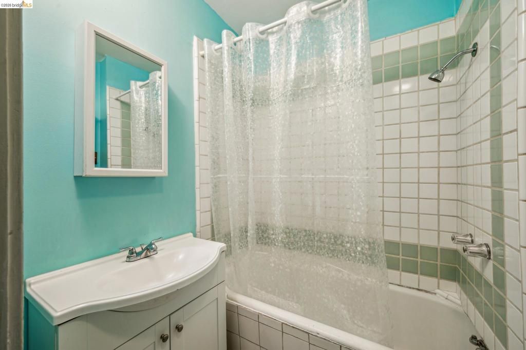 Image 32 of property listing at 1820 International Blvd, Oakland, CA 94606