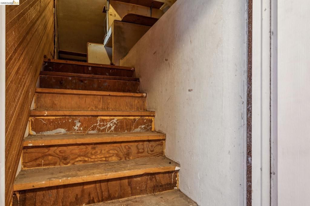 Image 34 of property listing at 1820 International Blvd, Oakland, CA 94606