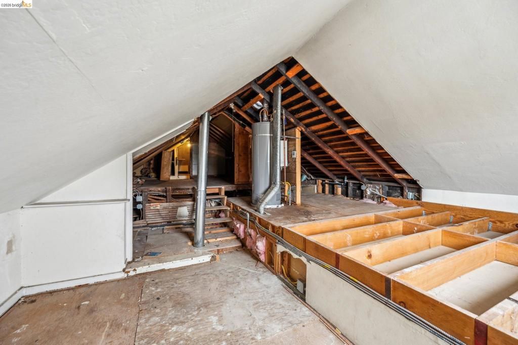 Image 39 of property listing at 1820 International Blvd, Oakland, CA 94606