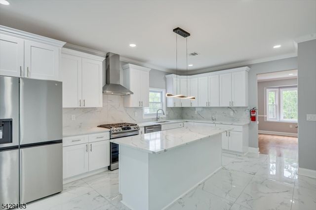 22 Mary Ellen Dr, Edison Twp., NJ 08820
