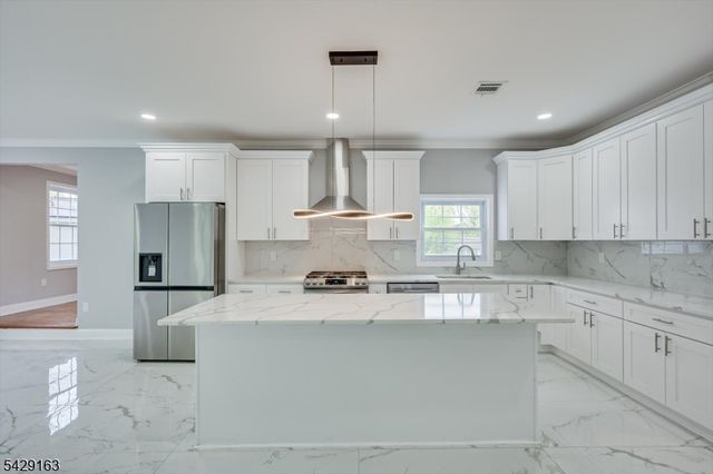22 Mary Ellen Dr, Edison Twp., NJ 08820