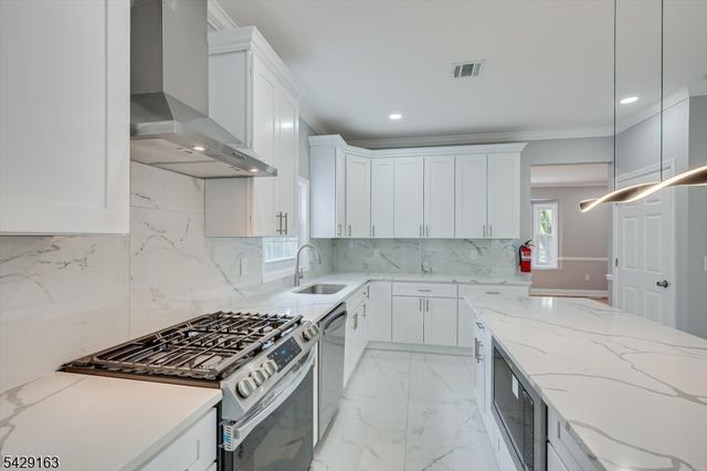 22 Mary Ellen Dr, Edison Twp., NJ 08820