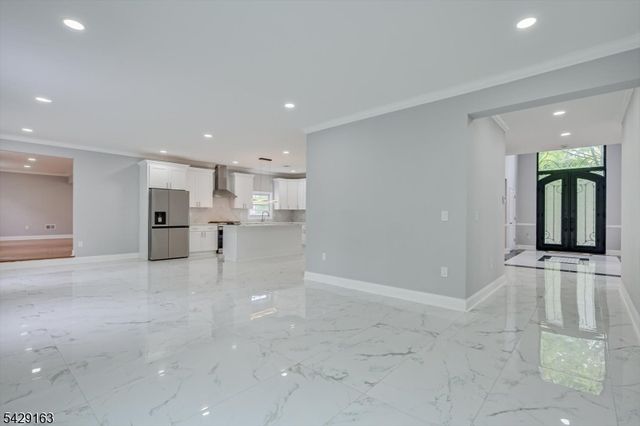 22 Mary Ellen Dr, Edison Twp., NJ 08820