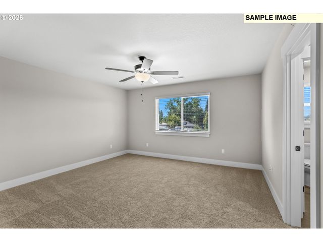 2331 E OTTER Loop, La Center, WA 98629
