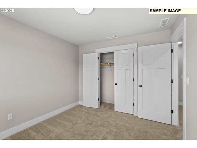2331 E OTTER Loop, La Center, WA 98629