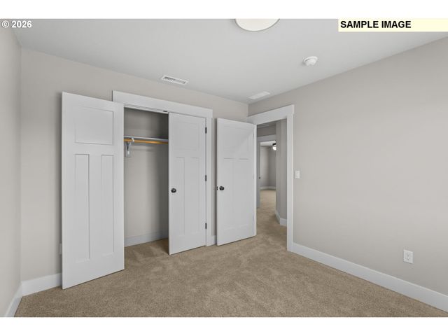 2331 E OTTER Loop, La Center, WA 98629