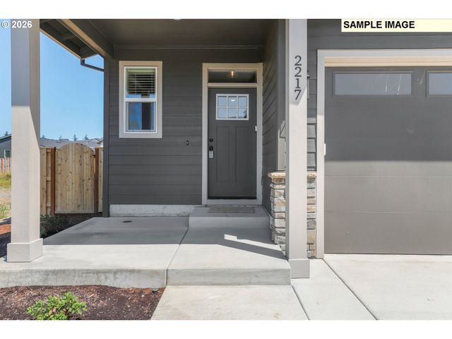 2331 E OTTER Loop, La Center, WA 98629