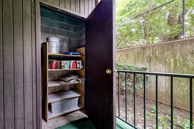 3004 Glenmore Avenue, Cincinnati, OH 45238