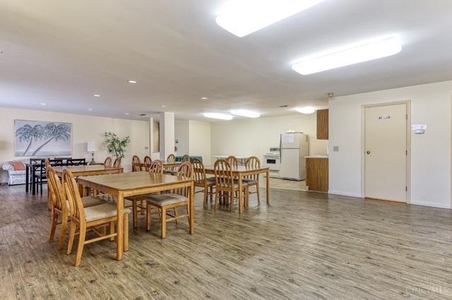 3004 Glenmore Avenue, Cincinnati, OH 45238