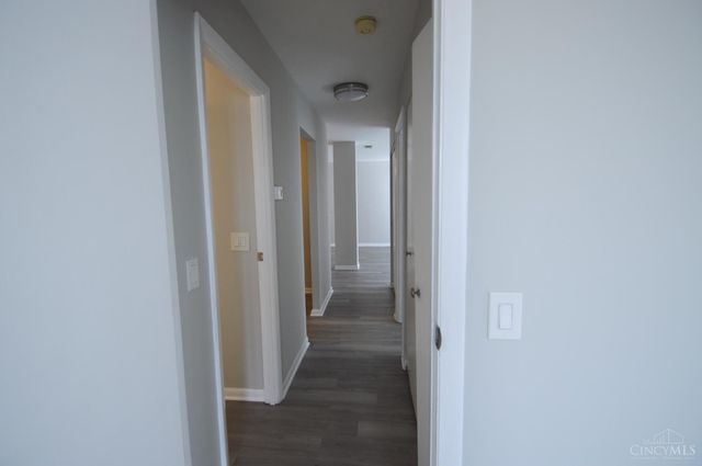 3004 Glenmore Avenue, Cincinnati, OH 45238