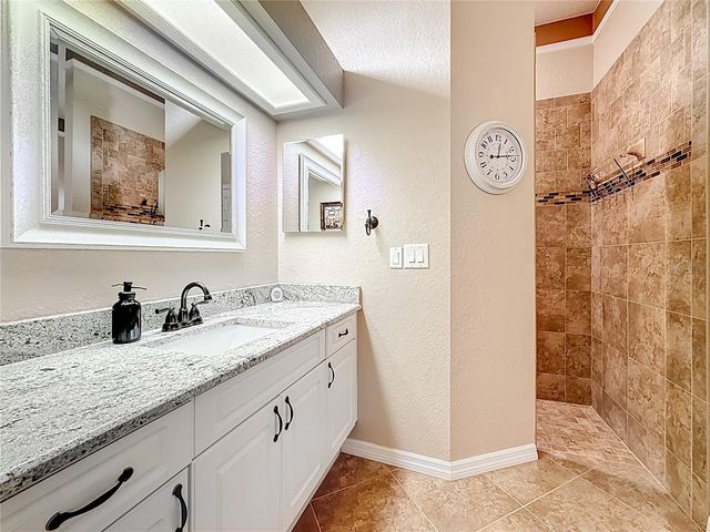 2387 HILLCREEK CIRCLE E, Clearwater, FL 33759