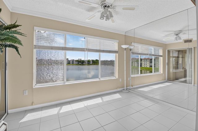 14096 HUNTINGTON POINTE Drive 309, Delray Beach, FL 33484