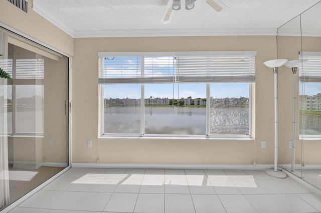 14096 HUNTINGTON POINTE Drive 309, Delray Beach, FL 33484