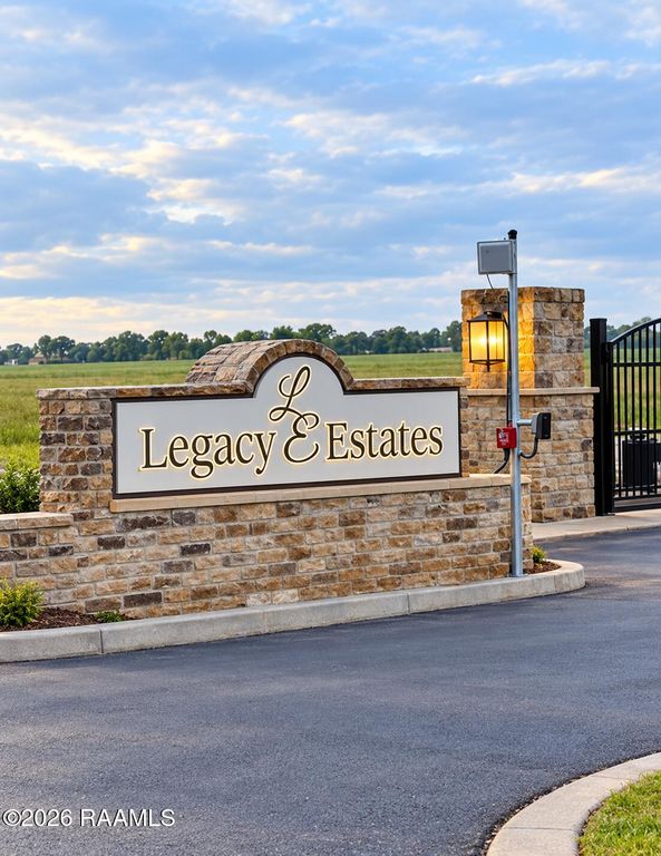 6800 Legacy Lane, Youngsville, LA 70592