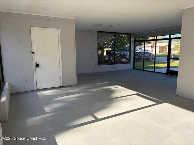 965 Date Avenue, Merritt Island, FL 32953