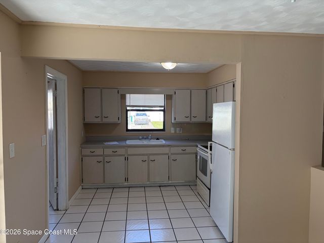 965 Date Avenue, Merritt Island, FL 32953
