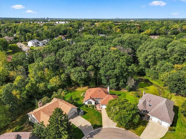 1579 Mary Street N, Maplewood, MN 55119