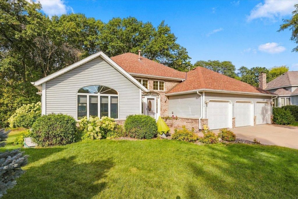 1579 Mary Street N, Maplewood, MN 55119 — photo 2