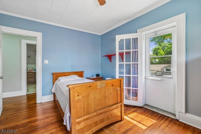 199 Larch Ave, Teaneck Twp., NJ 07666