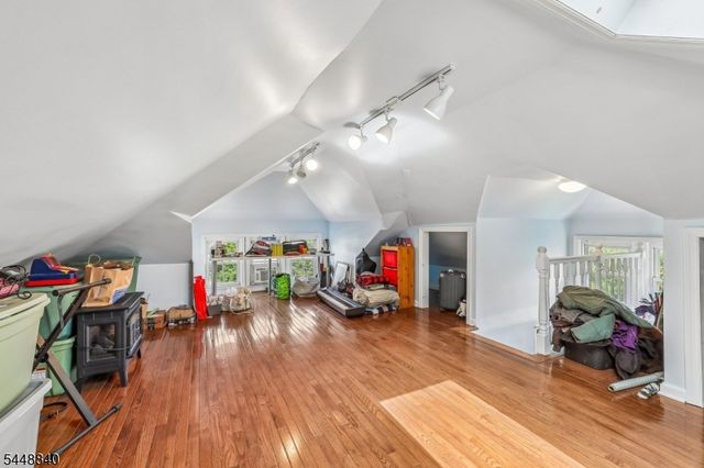 199 Larch Ave, Teaneck Twp., NJ 07666