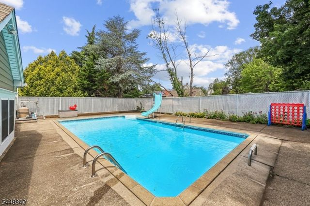 199 Larch Ave, Teaneck Twp., NJ 07666