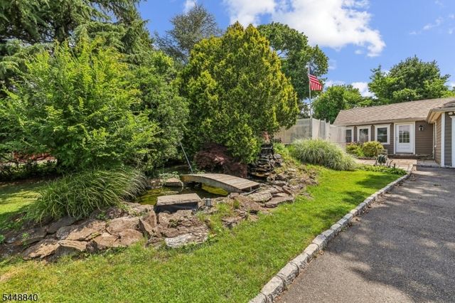 199 Larch Ave, Teaneck Twp., NJ 07666
