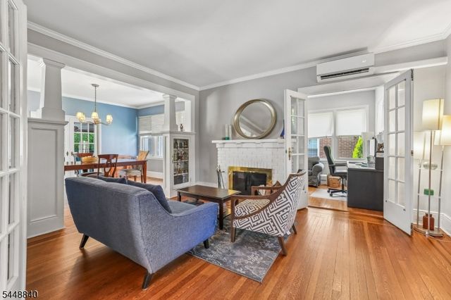 199 Larch Ave, Teaneck Twp., NJ 07666
