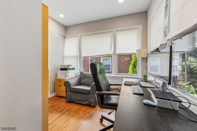 199 Larch Ave, Teaneck Twp., NJ 07666