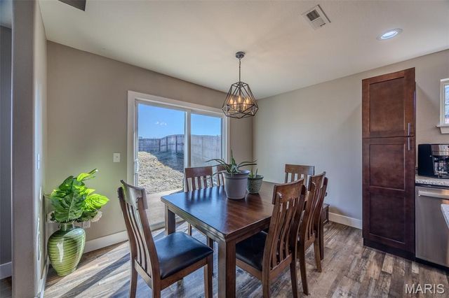 141 La Vista Drive, Waynesville, MO 65583