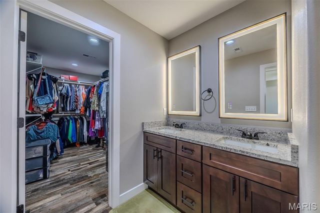 141 La Vista Drive, Waynesville, MO 65583