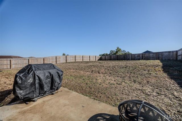 141 La Vista Drive, Waynesville, MO 65583