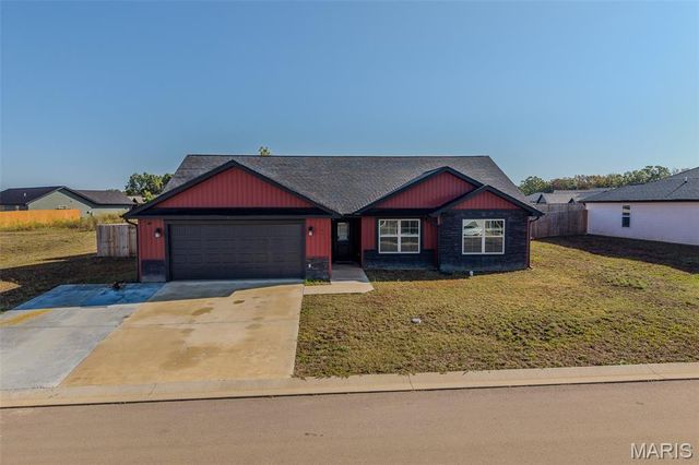 141 La Vista Drive, Waynesville, MO 65583