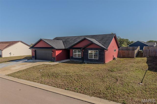 141 La Vista Drive, Waynesville, MO 65583