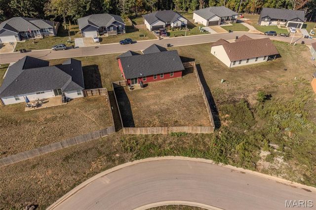 141 La Vista Drive, Waynesville, MO 65583