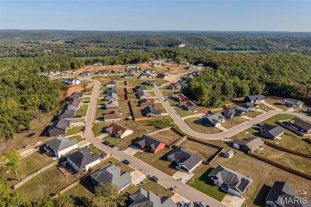 141 La Vista Drive, Waynesville, MO 65583