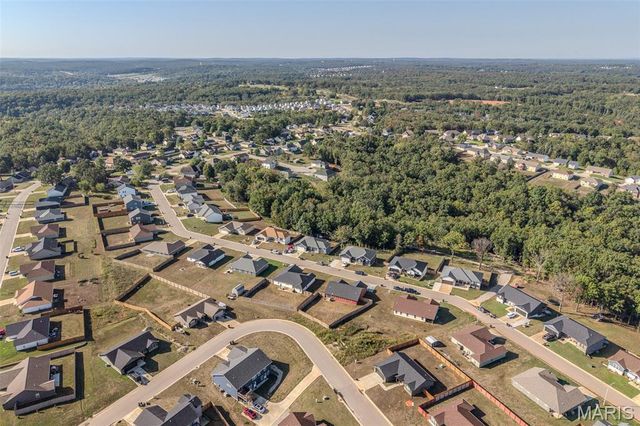 141 La Vista Drive, Waynesville, MO 65583