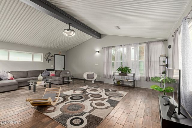 328 E BETHANY HOME Road, Phoenix, AZ 85012