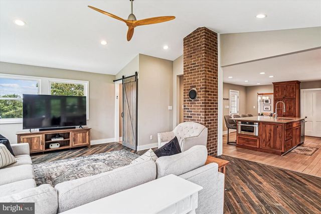 10300A GAS HOUSE PIKE, New Market, MD 21774