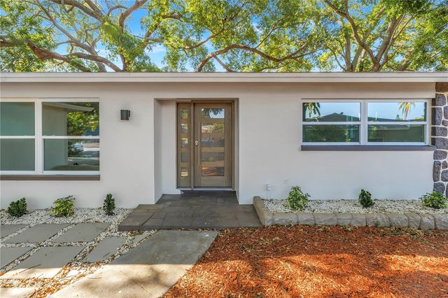 2161 NE HILLWOOD COURT, Clearwater, FL 33763