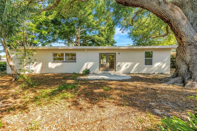 2161 NE HILLWOOD COURT, Clearwater, FL 33763