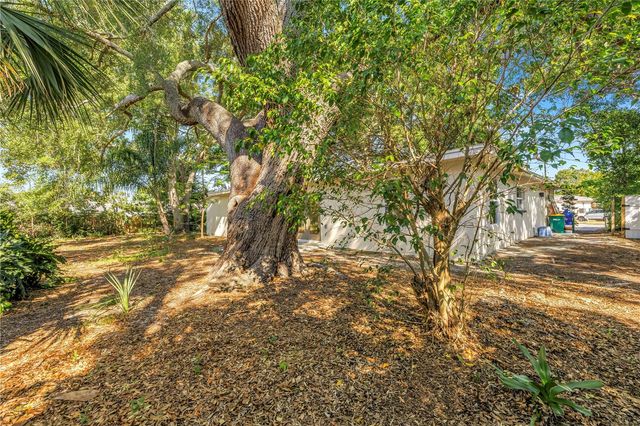 2161 NE HILLWOOD COURT, Clearwater, FL 33763