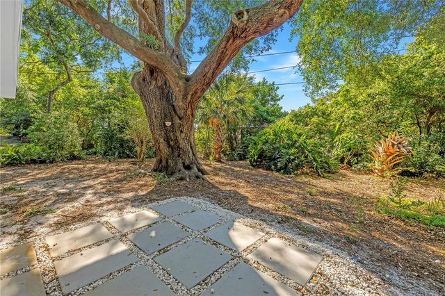 2161 NE HILLWOOD COURT, Clearwater, FL 33763