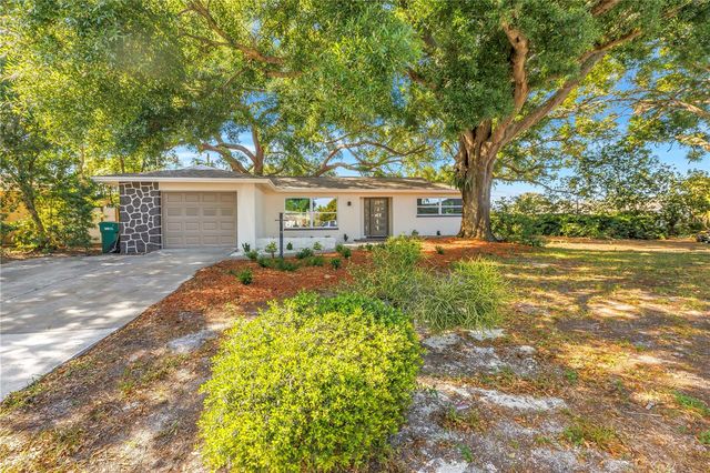 2161 NE HILLWOOD COURT, Clearwater, FL 33763