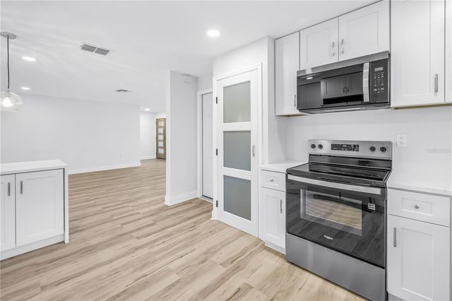 2161 NE HILLWOOD COURT, Clearwater, FL 33763