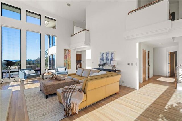 7 N Name Road, Los Gatos, CA 95033