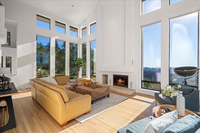 7 N Name Road, Los Gatos, CA 95033