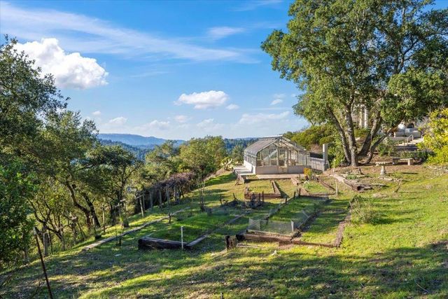 7 N Name Road, Los Gatos, CA 95033