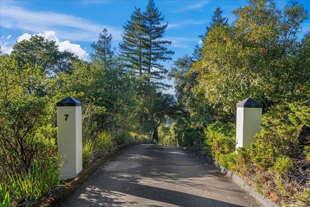 7 N Name Road, Los Gatos, CA 95033